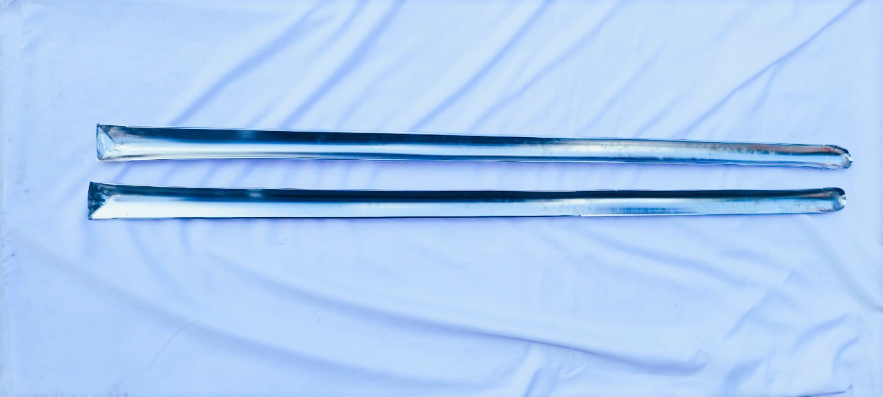 FRISOS DA CAIXA DE AR LATERAL PLYMOUTH 1947